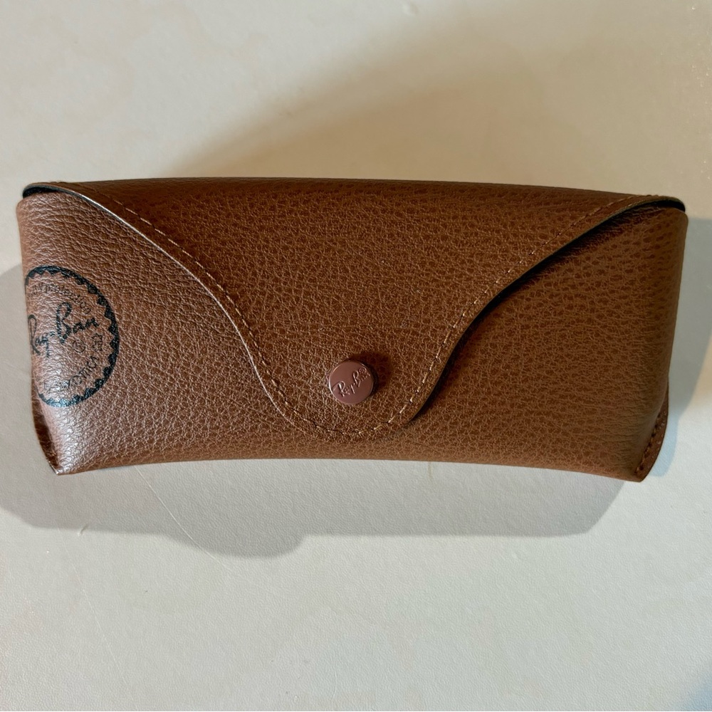 Ray Ban Sunglasses Glasses Snap Authentic Luxottica Pebbled Brown CASE ONLY Used